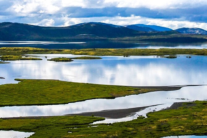 Classic Golden Circle & Kerið From Reykjavík in Minibus - Thingvellir National Park