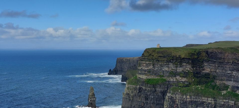 Cliffs of Moher and National Park Private Limousine Tour - Cliffs of Moher Visit