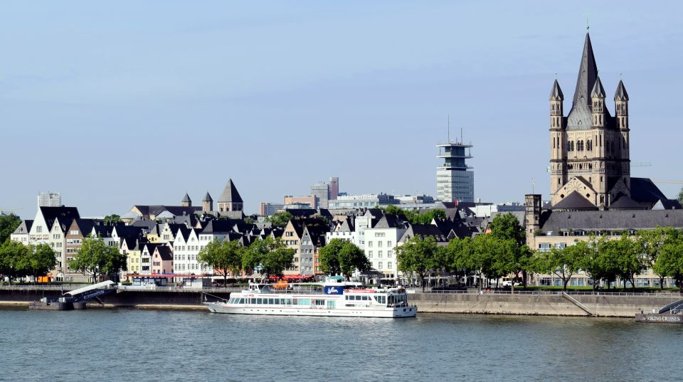 Cologne: The Dark Side of the City Walking Tour - Notorious Figures and Grisly Tales