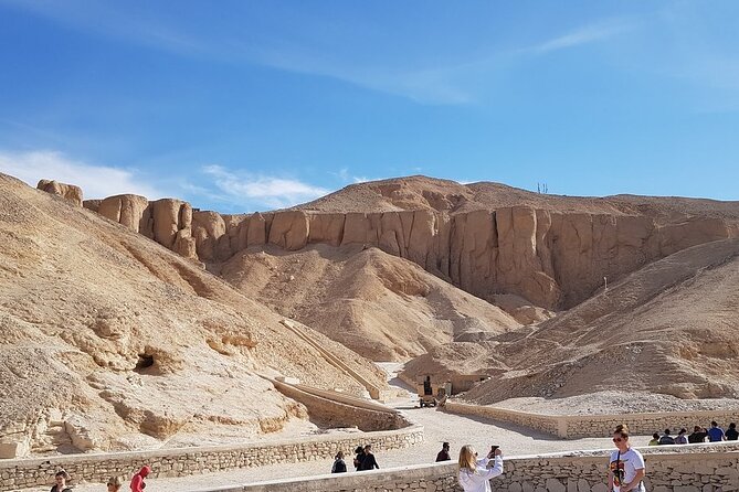 Day Tour to Luxor From Hurghada by Bus - Transportation