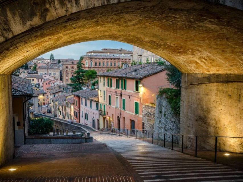 Day Trip to Perugia With Chocolate Tasting From Rome - Architectural Gems of Perugia