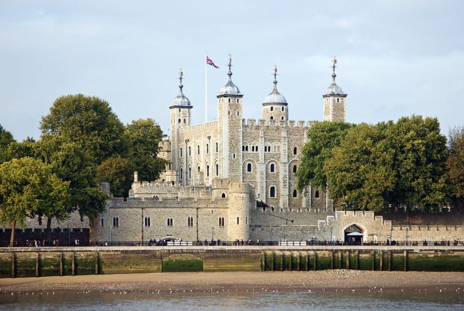 Discovering the London of Sherlock In App Audio Tour - The Tower of London Adventure