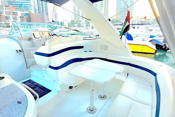 Dubai: Private Yacht Cruise on a 34 Ft Yacht - Guest Experiences