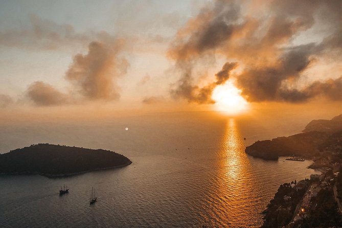 Dubrovnik E-Tuk Tuk Sunset Tour to Mount Srd - Small-Group Experience