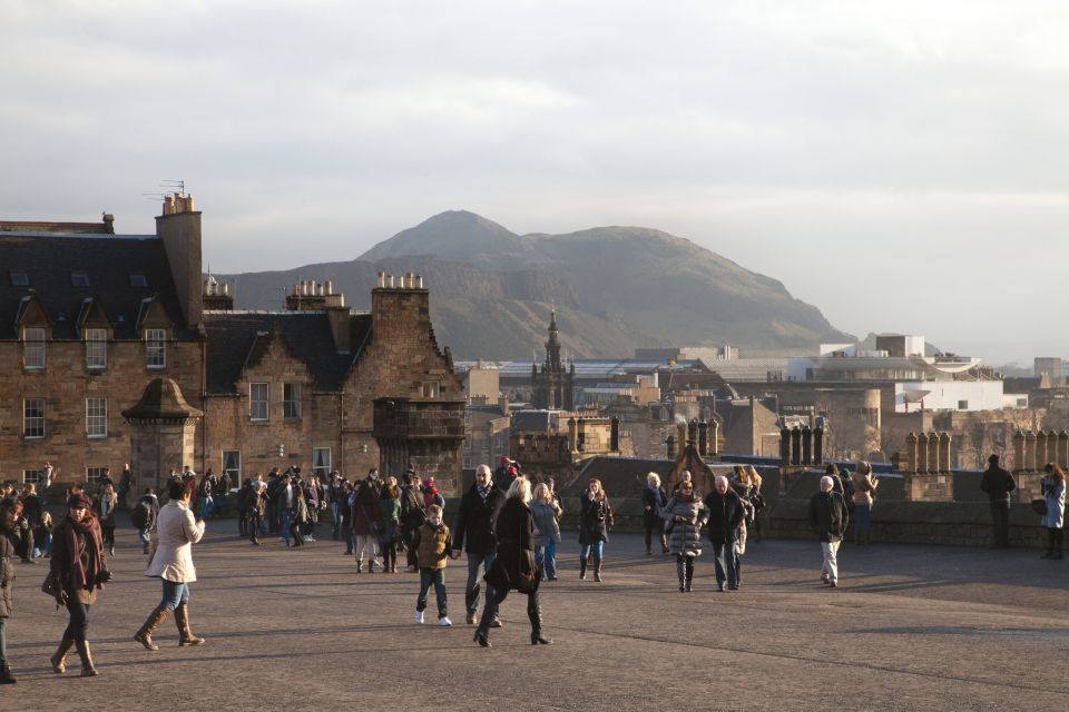 Edinburgh Castle: Guided Tour With Entry Ticket - Meeting Point