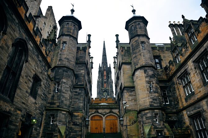 Edinburgh: Discover Edinburgh Walking Tour - Booking Confirmation and Transportation