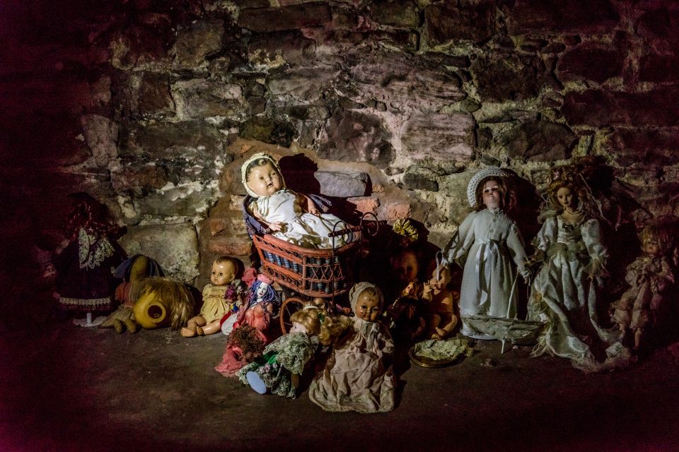 Edinburgh: Evening Underground Ghost Tour - Haunted Greyfriars Kirkyard