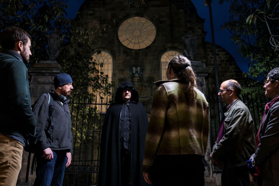 Edinburgh: Underground Vaults and Graveyard Evening Tour - Tales of Infamous Murderers