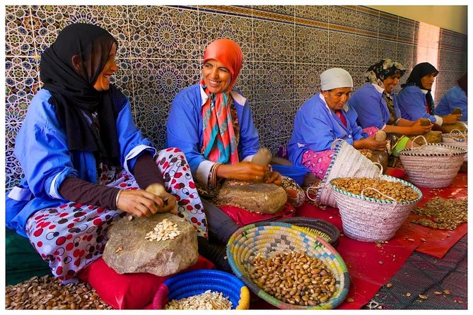 Essaouira Beach: Private Full-Day Luxury Trip From Marrakech - Accessibility and Child Accommodations