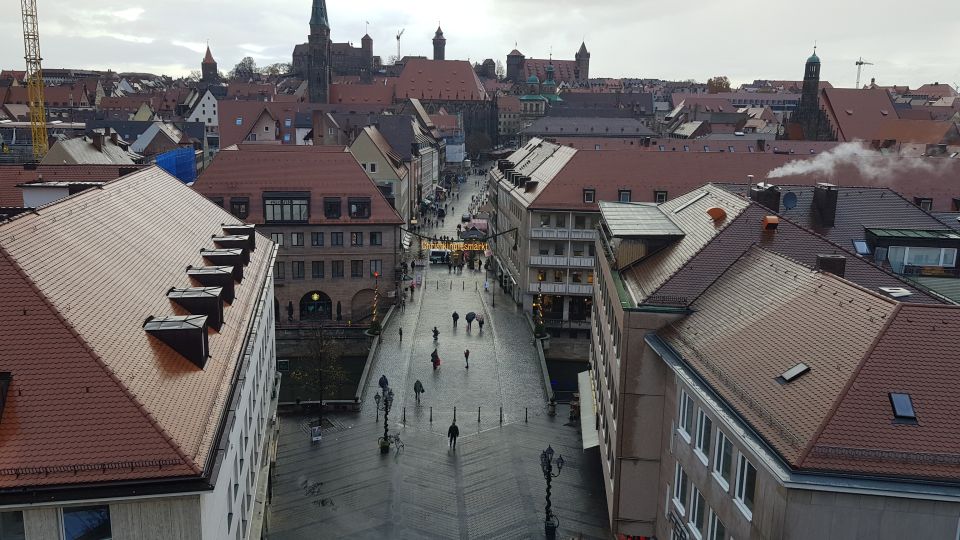 Exciting Mystery Tour Through Munich: the Order of the Freed - Solving Puzzles