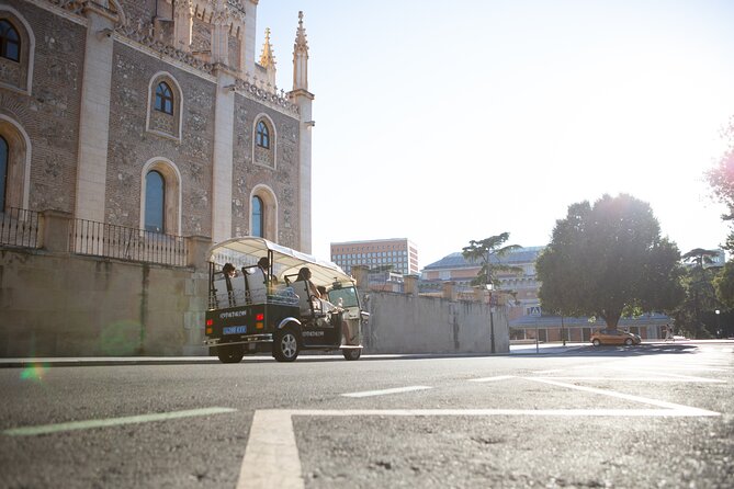 Expert Plus Tour of Madrid in Private Eco Tuk Tuk - Panoramic Views of Madrid