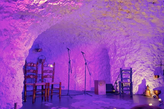 Flamenco Show in a Cave Restaurant in Granada - Dining Options