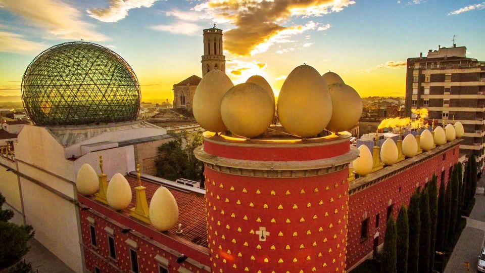 From Barcelona: Dalí Triangle and Cadaqués Tour - Figueres and Dali Museum