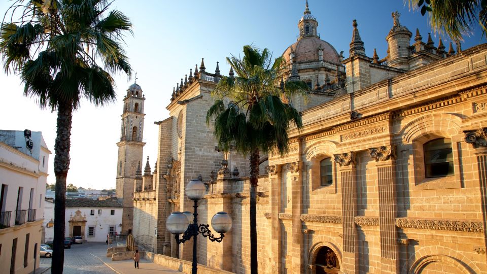 From Cadiz: Private Guided Day Trip to Jerez De La Frontera - Private Vehicle Transportation