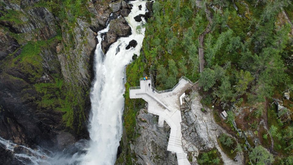 From Eidfjord: Vøringfossen Waterfall Nature Tour With Guide - Activities and Features