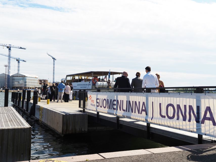 From Helsinki: Round-Trip Ferry Ticket to Suomenlinna - Dining Options