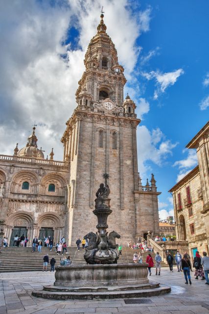 From Lisbon, Fatima, to Santiago De Compostela Drop off - Lunch in Porto District