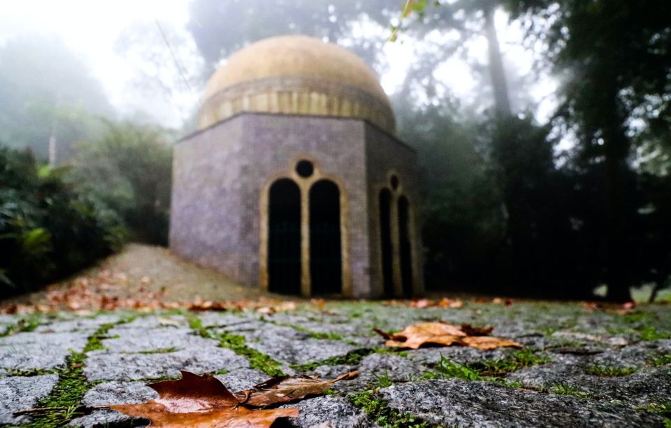 From Lisbon: Mystical and Romantic Sintra Small-Group Tour - Sintra Old Town