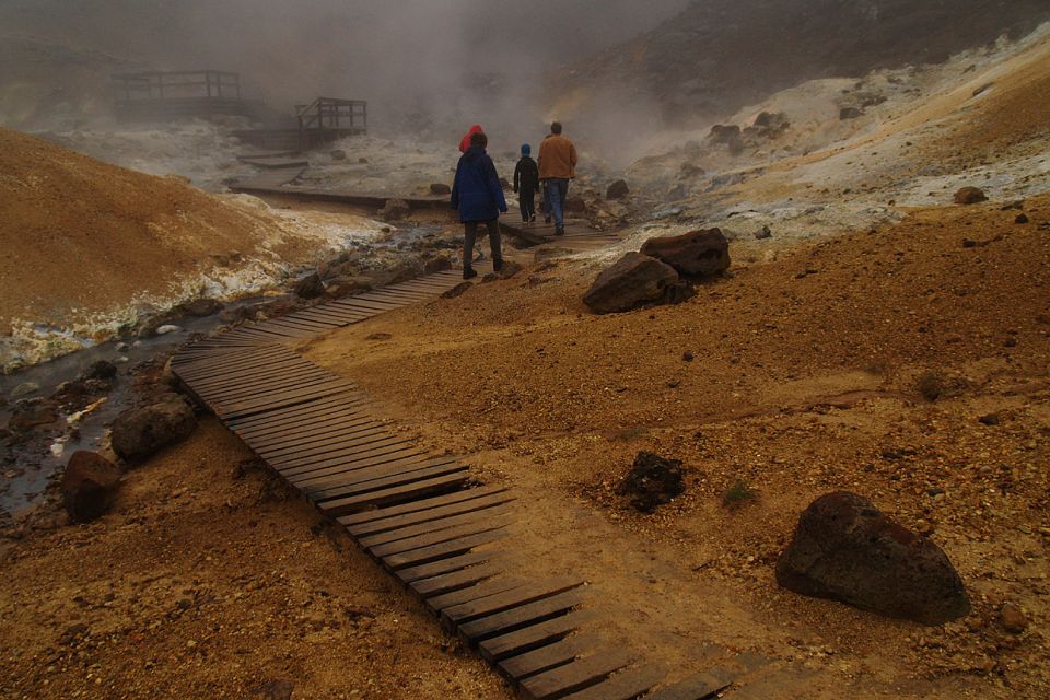 From Reykjavik: Reykjanes Peninsula Day Trip by Super Jeep - Explore Volcanic Landscapes