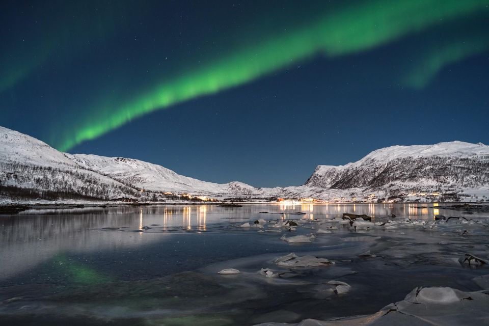 From Tromsø: Northern Lights Guided Bus Chase - Refund and Discount Policy