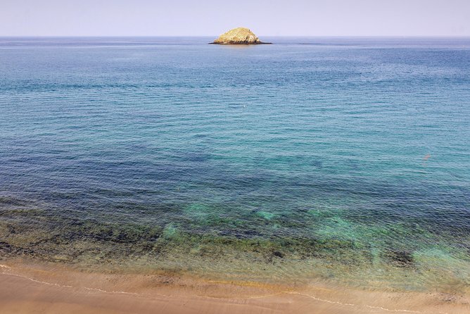 Fujairah Private Day Trip From Dubai With Lunch - Beach Resort Lunch