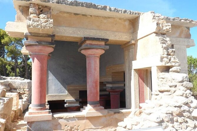 Full-Day Knossos and Heraklion Tour From Chania and Rethymno - Knossos Palace Visit