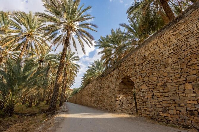 Full Day Tour to Nizwa Souq, Castle & Fort, Barakat Al Mouz - Booking Information