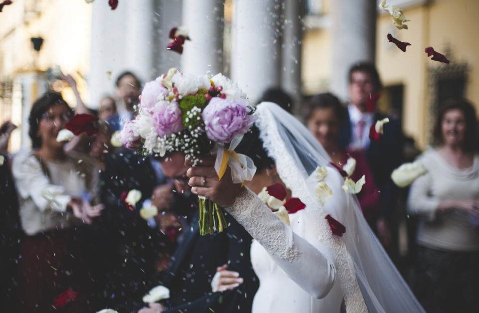 Get Married in Florence in Lamborghini or Ferrari - Inclusions