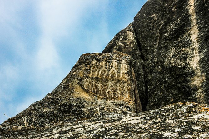 Gobustan and Mud Volcanoe GROUP TOUR - Meeting and Pickup