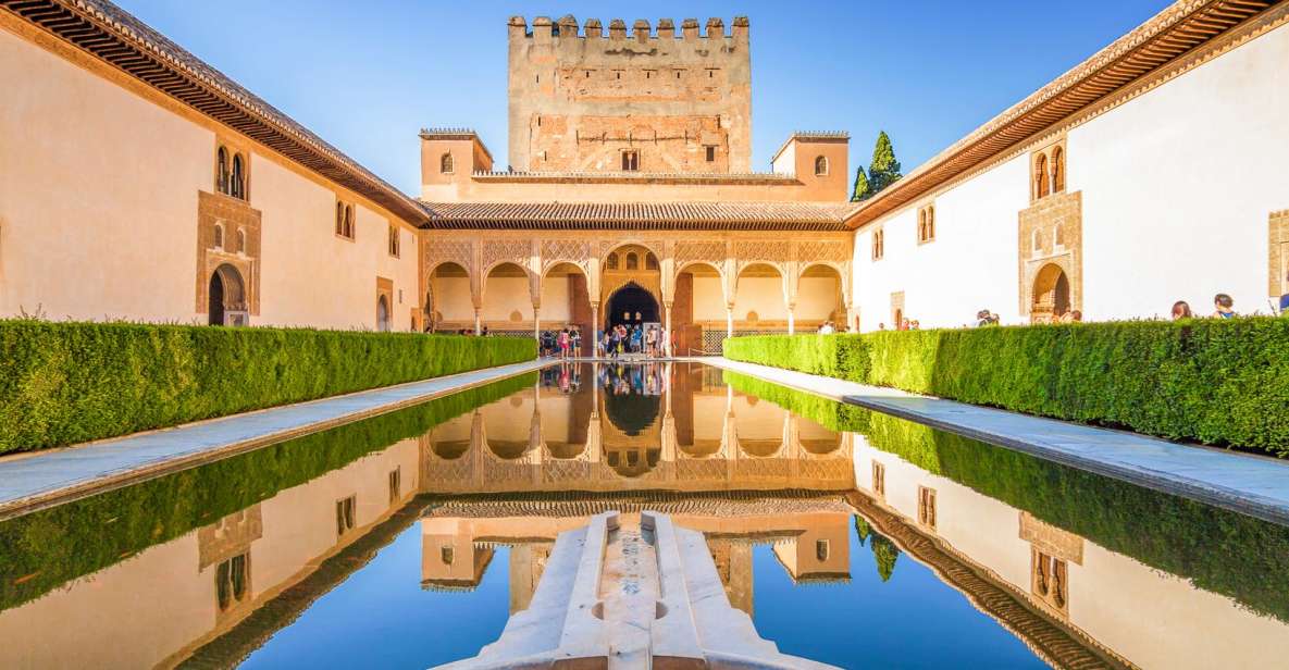 Granada: Alhambra, Generalife & Albaicin Private Tour - Albaicín Neighborhood