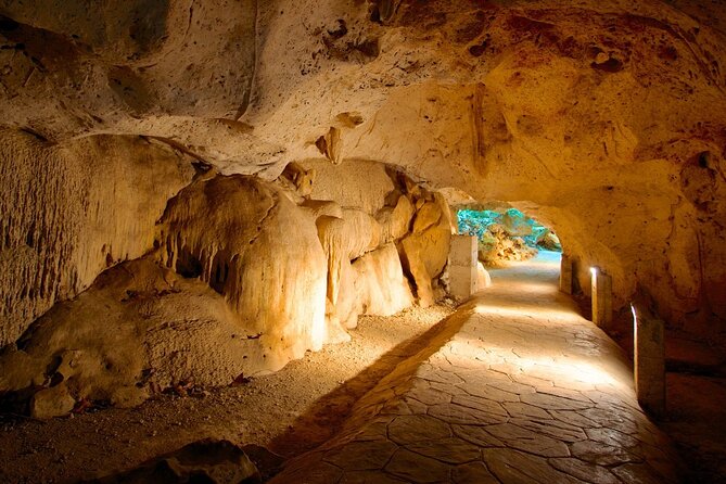 Green Grotto Caves and Dunns River Falls Guided Tour With Admission - Important Considerations