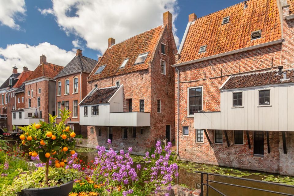 Groningen: Walking Tour With Audio Guide on App - Tour Features and Content