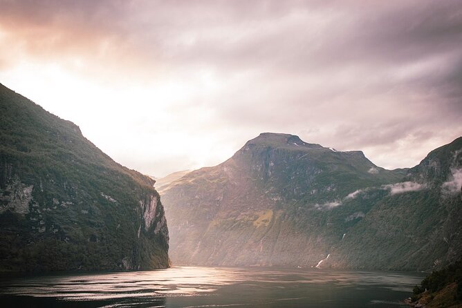 Guided Boat Tour in Geiranger - Accessibility and Service Animals