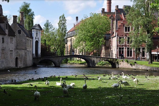 Guided Tour of Bruges - Group Size Requirement