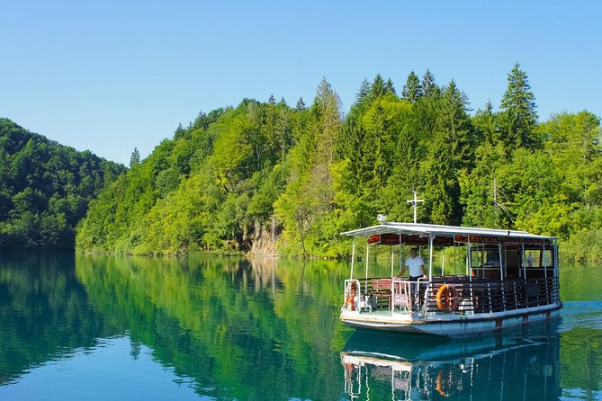 Guided Transfer From Split to Zagreb With Plitvice Lakes Stop - Meeting and End Points