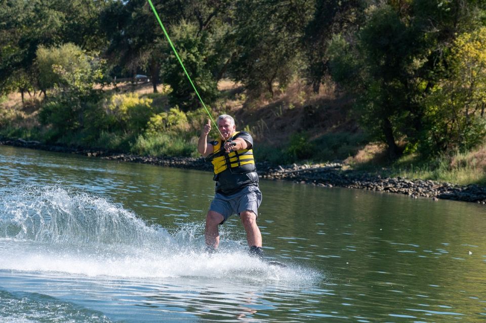 Half Day Boarding Experience Wakeboard,Wakesurf,or Kneeboard - Included in the Experience