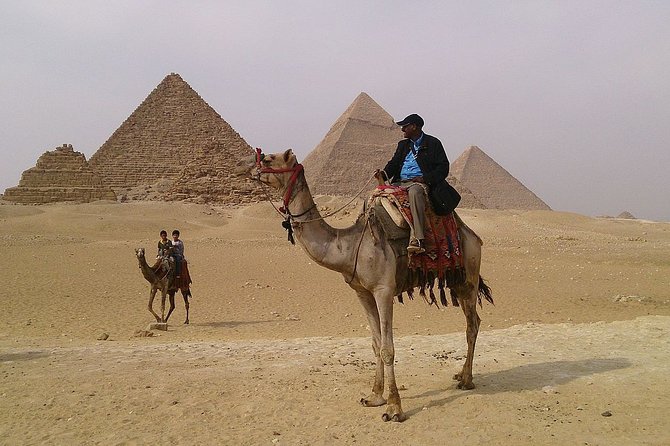 Half-Day Private Giza Pyramids and Sphinx Tour in Cairo - Exploring the Pyramids