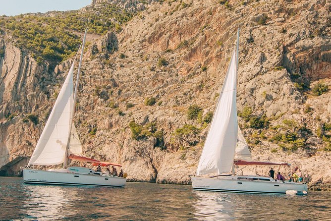 Half Day Sailing on a Comfort Yacht Around Hvar and Pakleni Islands- Small Group - Stunning Sights and Activities