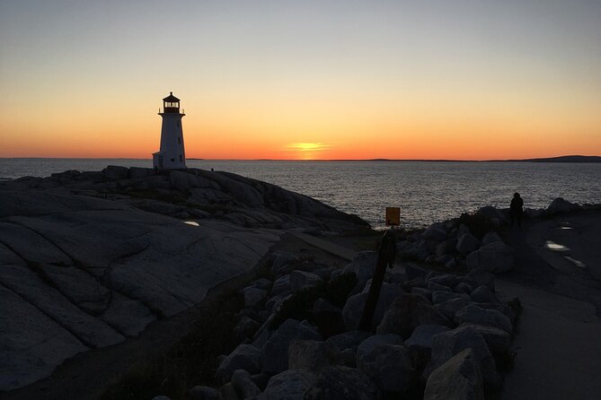 Half Day Small Group Tour in Peggys Cove and Titanic Cemetery - Titanic Cemetery Significance