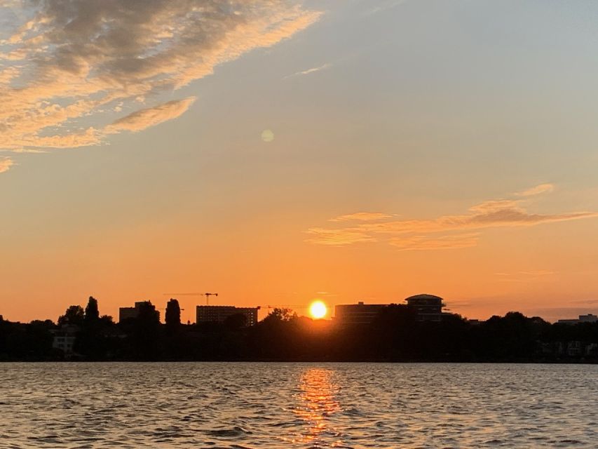 Hamburg: Alster River Sailboat Cruise With Sundowner - Meeting Point and Check-in