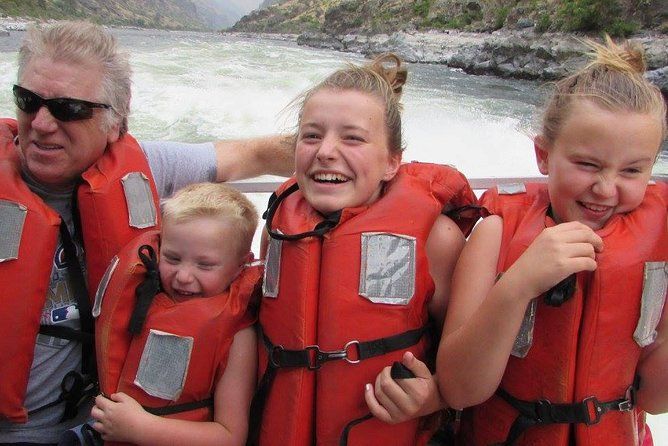 Hells Canyon White Water Jet Boat Tour to Sheep Creek - Scenic Meal at Sheep Creek