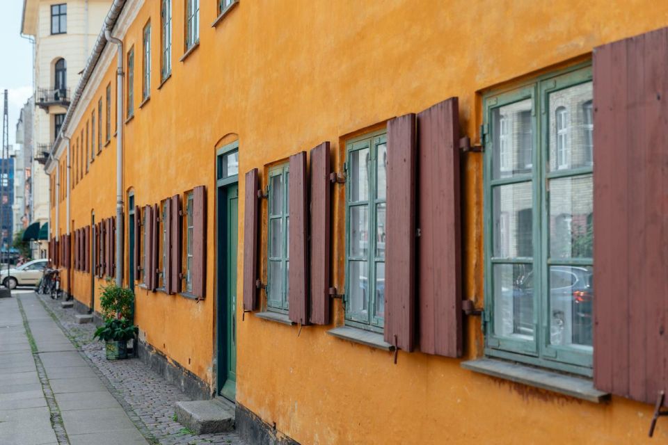 Highlights & Hidden Gems of Copenhagen Private Tour - Tour Features