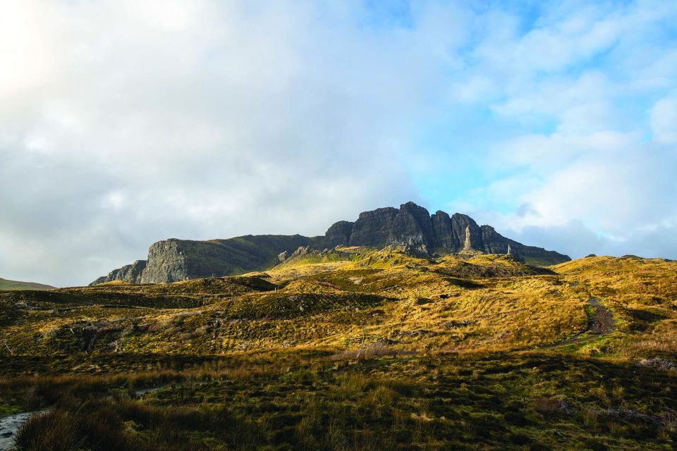 Isle of Skye: 2-Day Driving Tour With an APP - Hiking Through the Quiraing