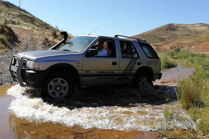 Jeep Half Day Tour of Our Algarve Coast and Mountains - Navigating the Algarve Mountains