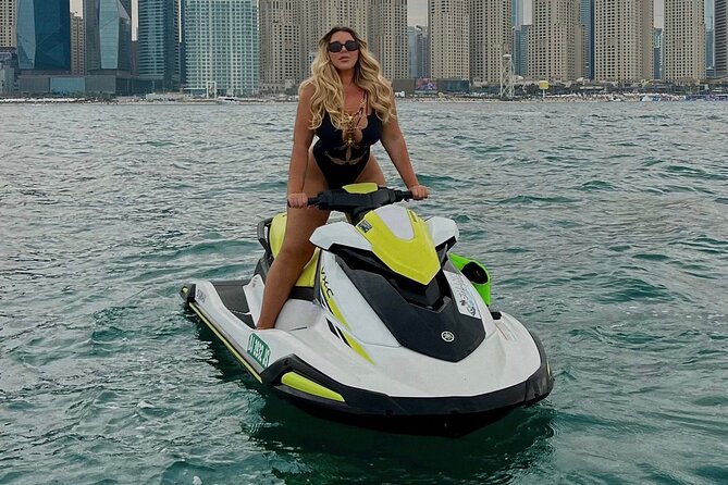 Jetski Dubai 30 Minute Guided Sightseeing Tour - Requirements