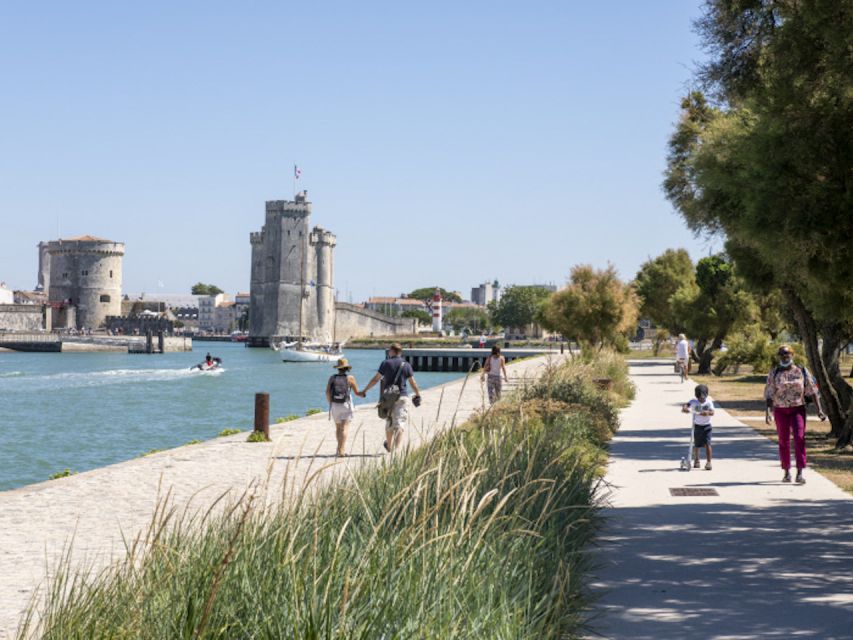 La Rochelle: Entry Ticket to the 3 Towers - Saint Nicolas Tower