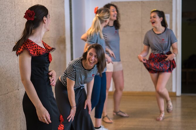 Learn Flamenco in 90 Minutes - Gift Flower - Booking and Cancellation Policy