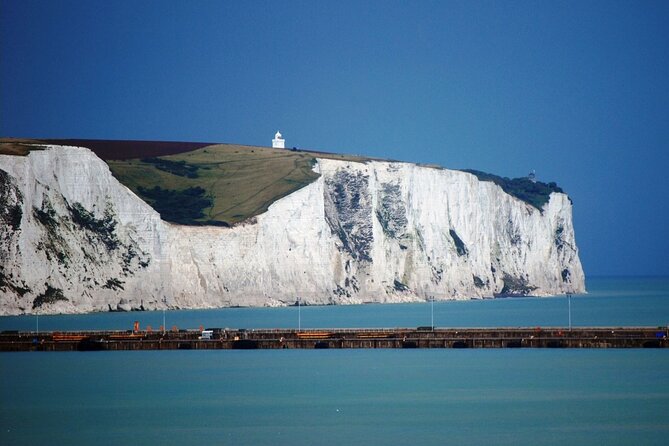 Leeds Castle, Canterbury Cathedral and Cliffs of Dover Custom Day Trip - Marveling at the Cliffs