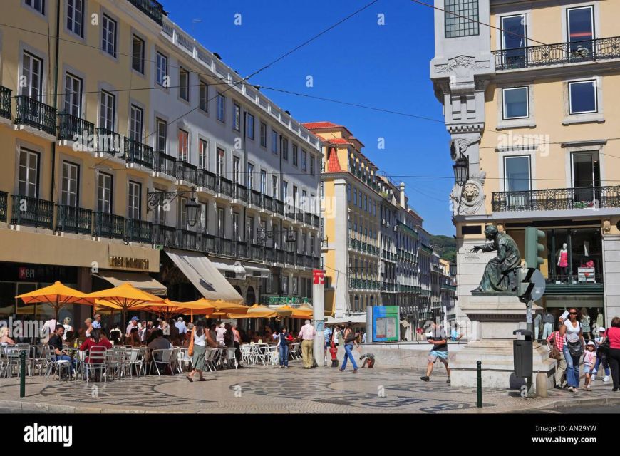 Lisbon: Chiado, Bairro Alto, and Principe Real Tuk Tuk Tour - Visiting Principe Real