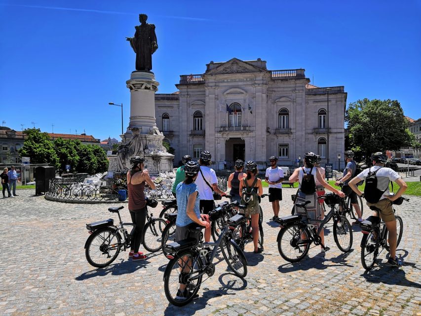 Lisbon: City Highlights and Viewpoints E-Bike Tour - Cycling Through Lisbons Quarters